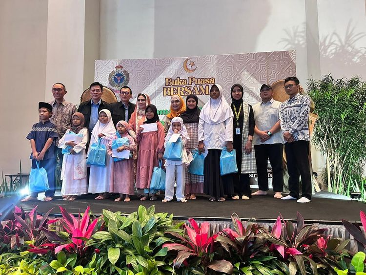 Berbagi di Bulan Ramadan, KrediOne Tebar Kebaikan Bersama Ratusan Anak Yatim 