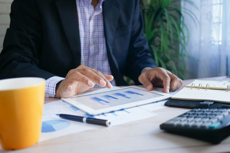 Bahaya Kejahatan SIM Swap Fraud dan Taktik Pengambilalihan Akses Finansial